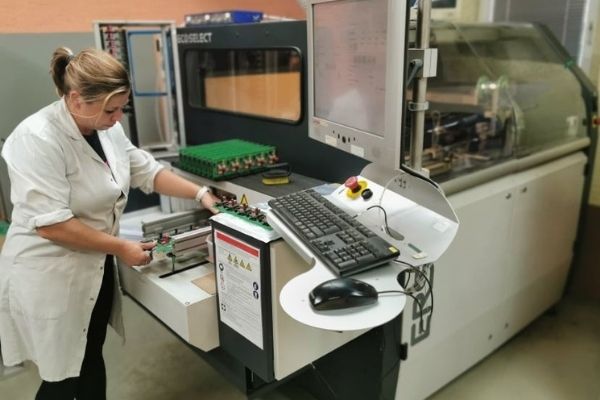 Kens elektronika THT tehnologija 3